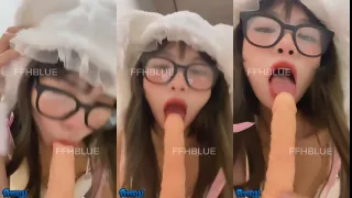หลุด ข้าวฟ่างแว่นหุ่นบางร่างเล็กใส่ชุดมาอย่างยั่วเย็ด